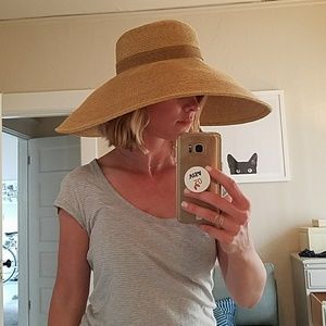 Large Straw Hat